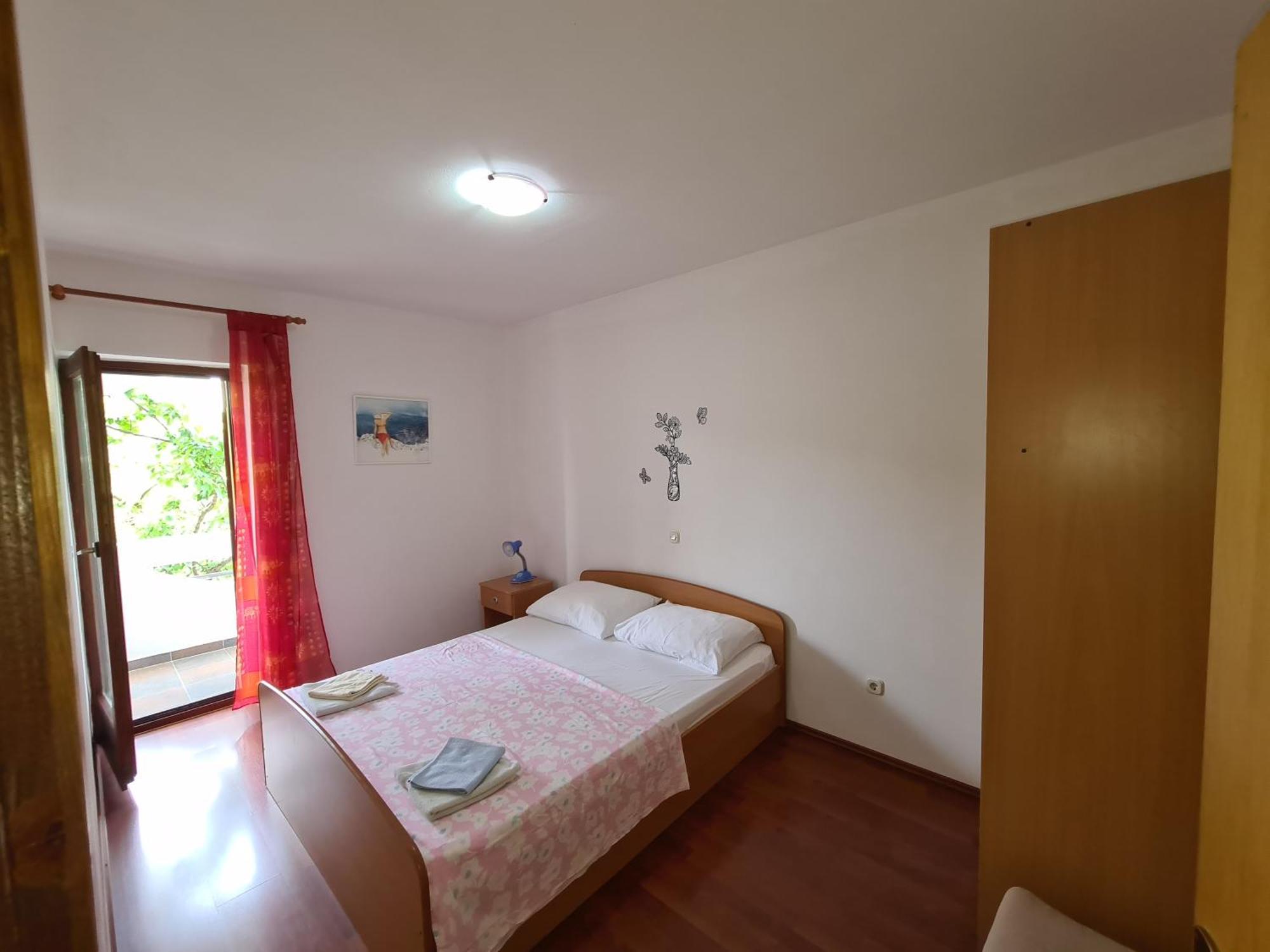 Apartmani Cosic Ante Dobropoljana Rum bild